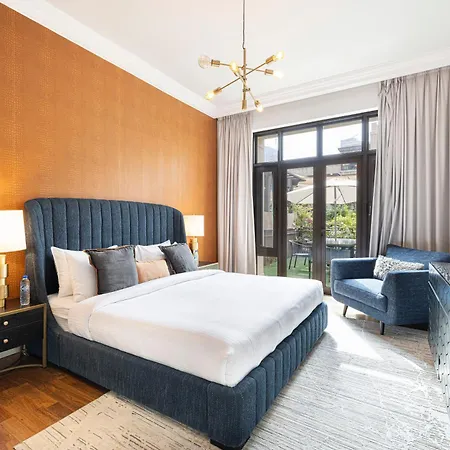Luxurious Unique 2 Bed With Private Jacuzzi & Garden - Connected To Souk Al Bahar - Dubai Mall Exterior photo